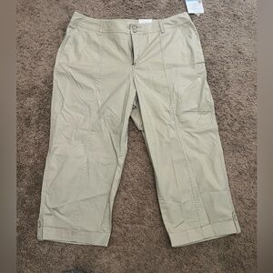 Croft & Barrow capris